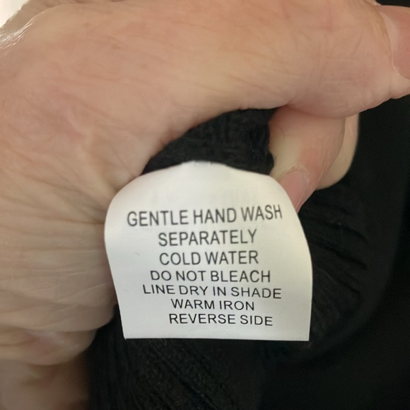 Cachmere Blend Cardigan by Miss Lulo - Picture 5 of 9